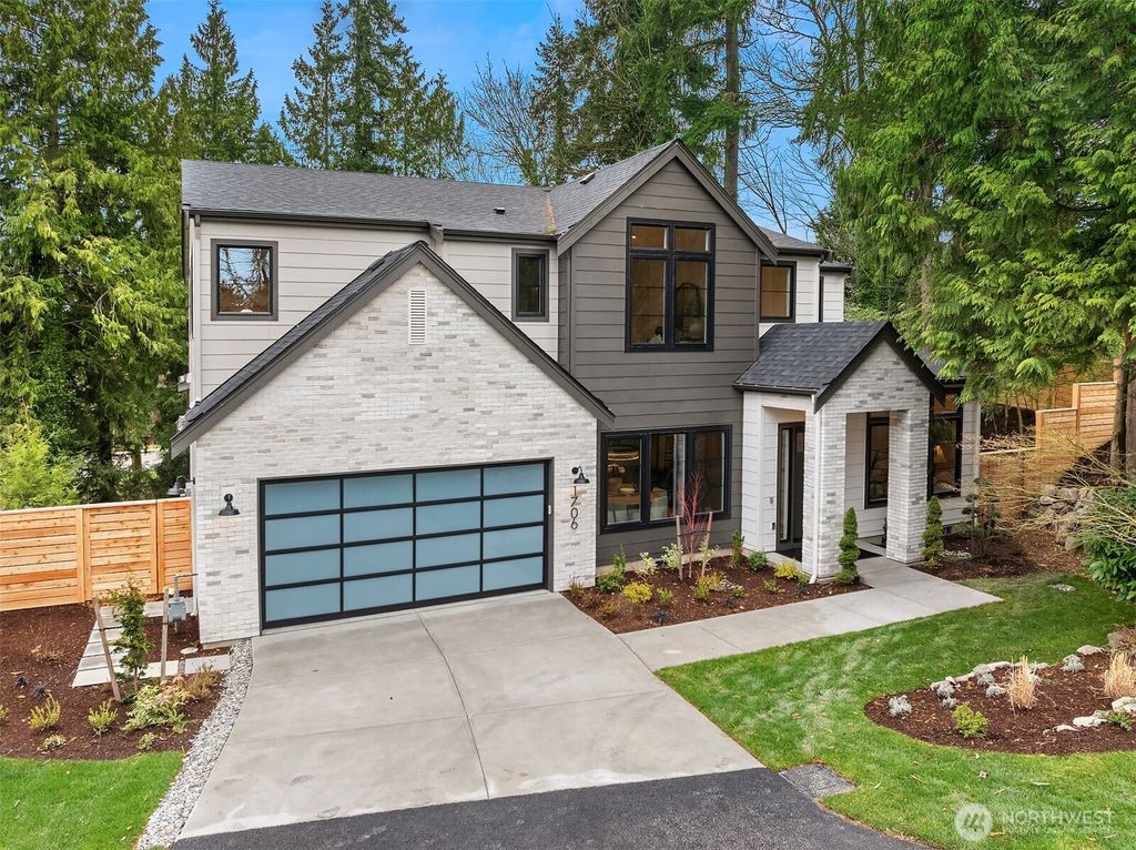 Photo of 1706 111th Avenue NE, Bellevue, WA 98004 (MLS # 2508457)