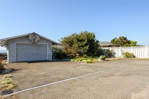 A home in Oak Harbor