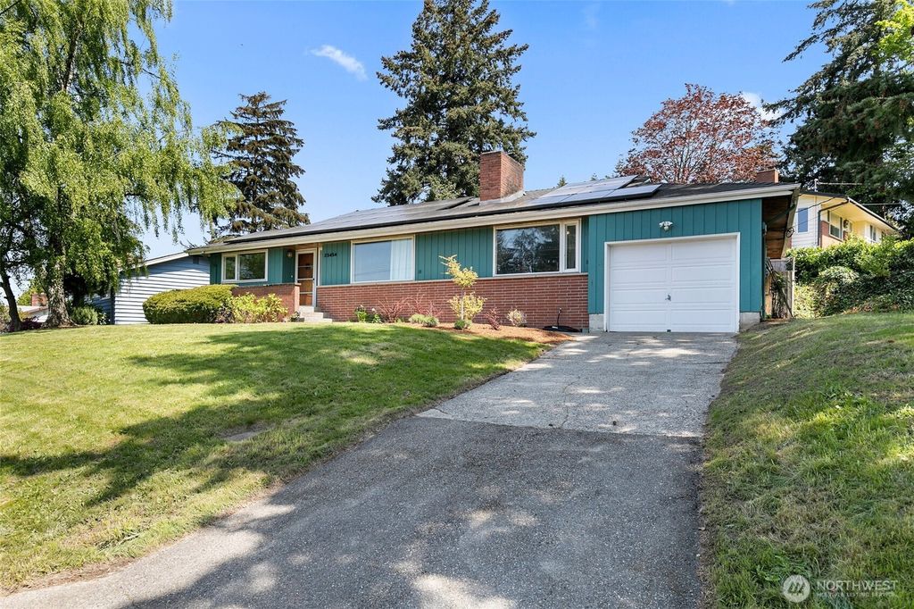 Photo of 23454 25th Avenue S, Des Moines, WA 98198 (MLS # 2365663)