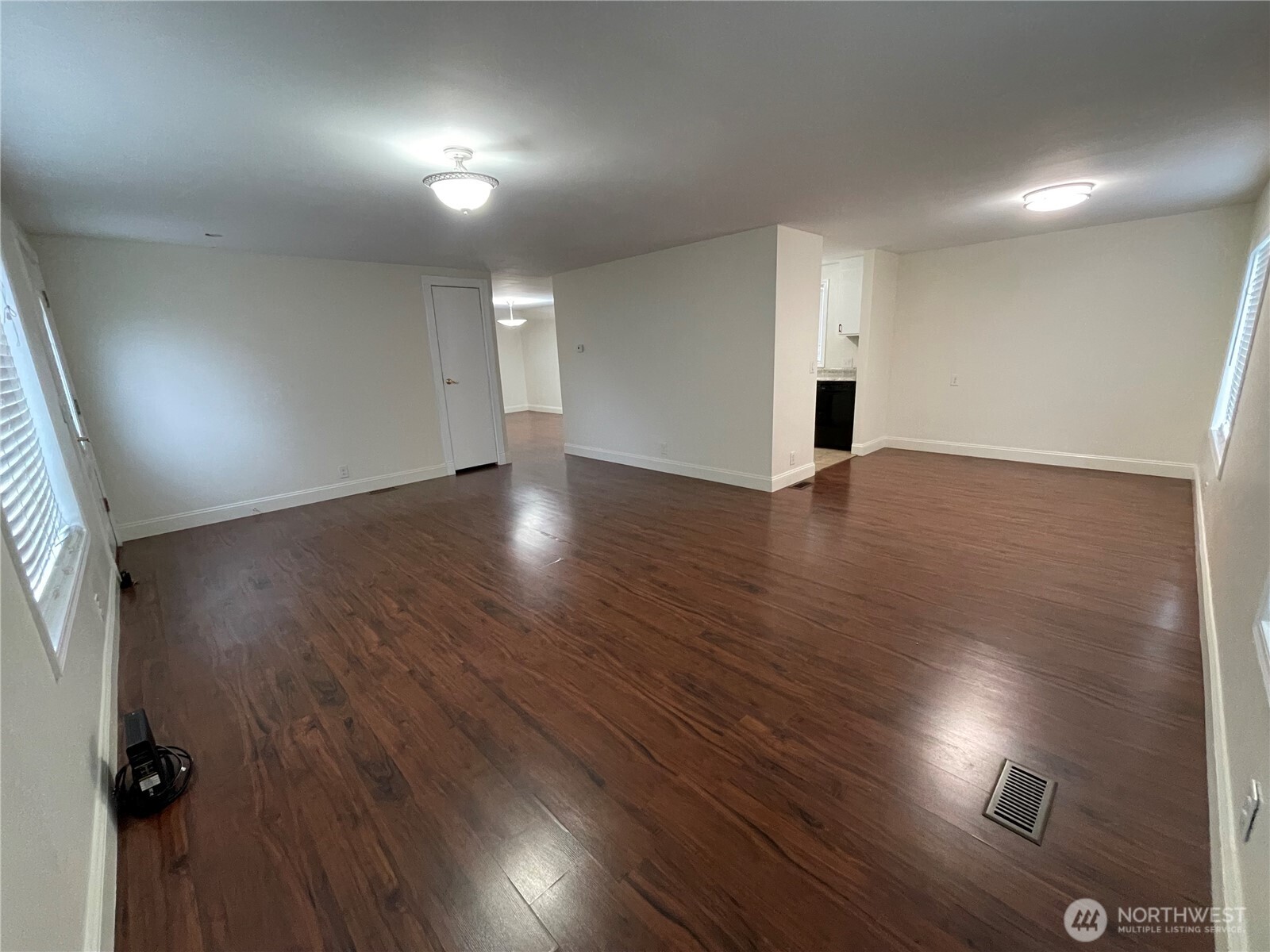 2304 A Street SE 36