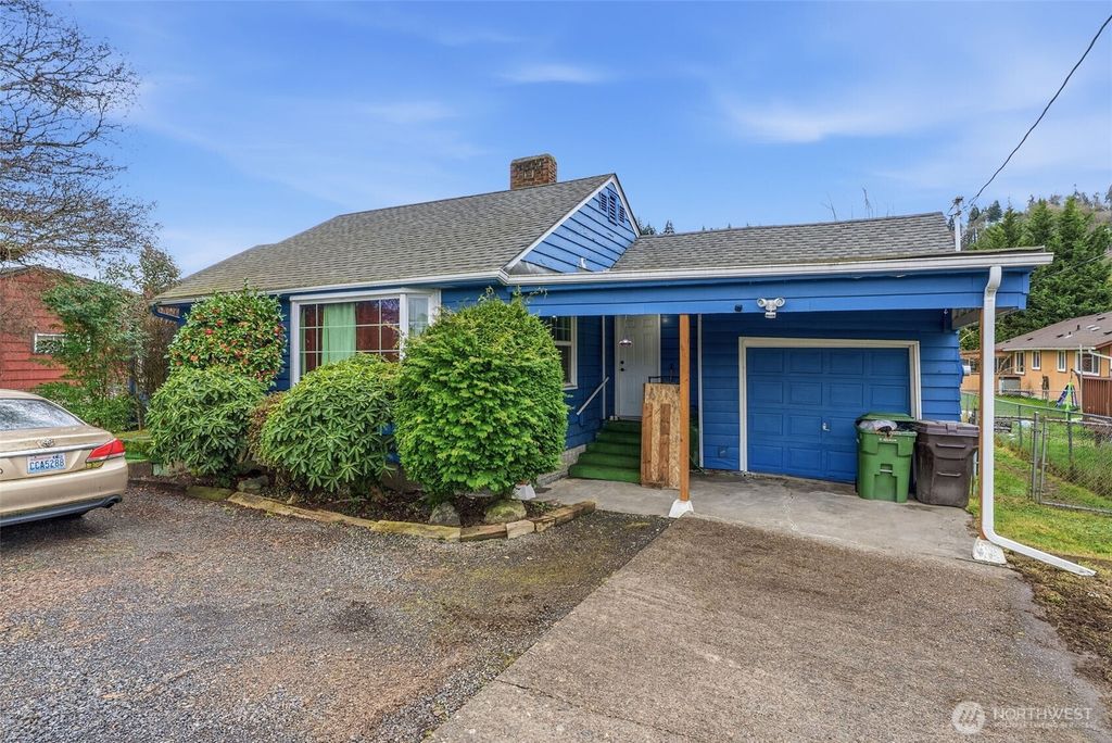 Photo of 3943 Ocean Beach Highway, Longview, WA 98632 (MLS # 2482464)