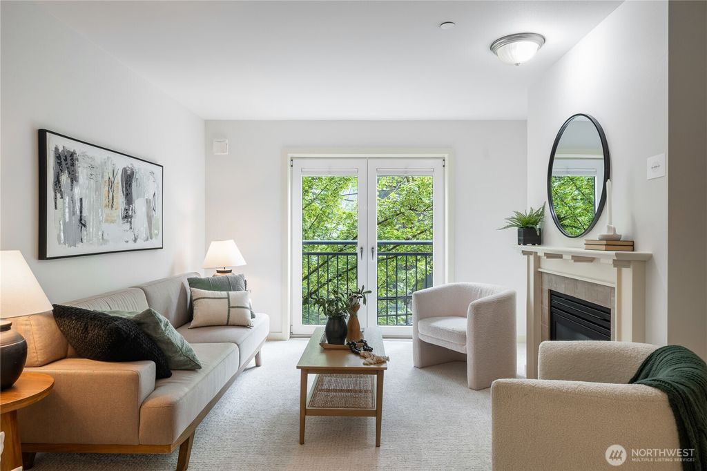 Photo of 701 1st Avenue N #302, Seattle, WA 98109 (MLS # 2378262)