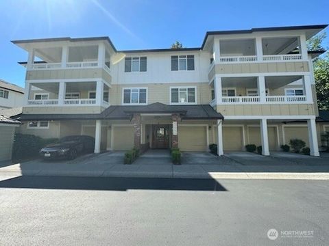 Photo of 23943 NE 115th Lane #204, Redmond, WA 98053 (MLS # 2504783)