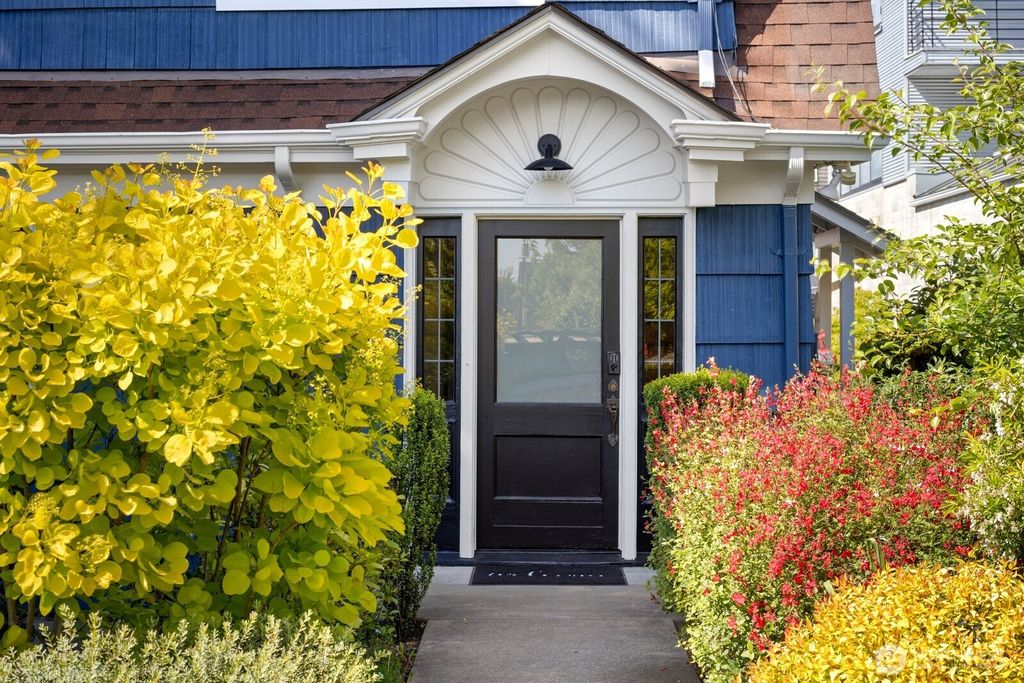 Photo of 116 E Edgar Street, Seattle, WA 98102 (MLS # 2378883)