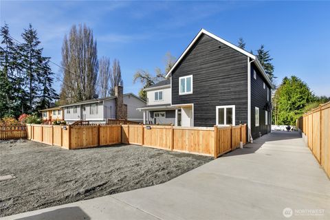 9253 6 Avenue NW Seattle WA 98117