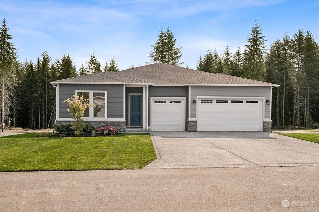 Photo of 10113 135th (Lot 25) Avenue NE, Lake Stevens, WA 98258 (MLS # 2240665)