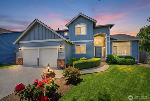Photo of 18016 27th Drive SE, Bothell, WA 98012 (MLS # 2532818)