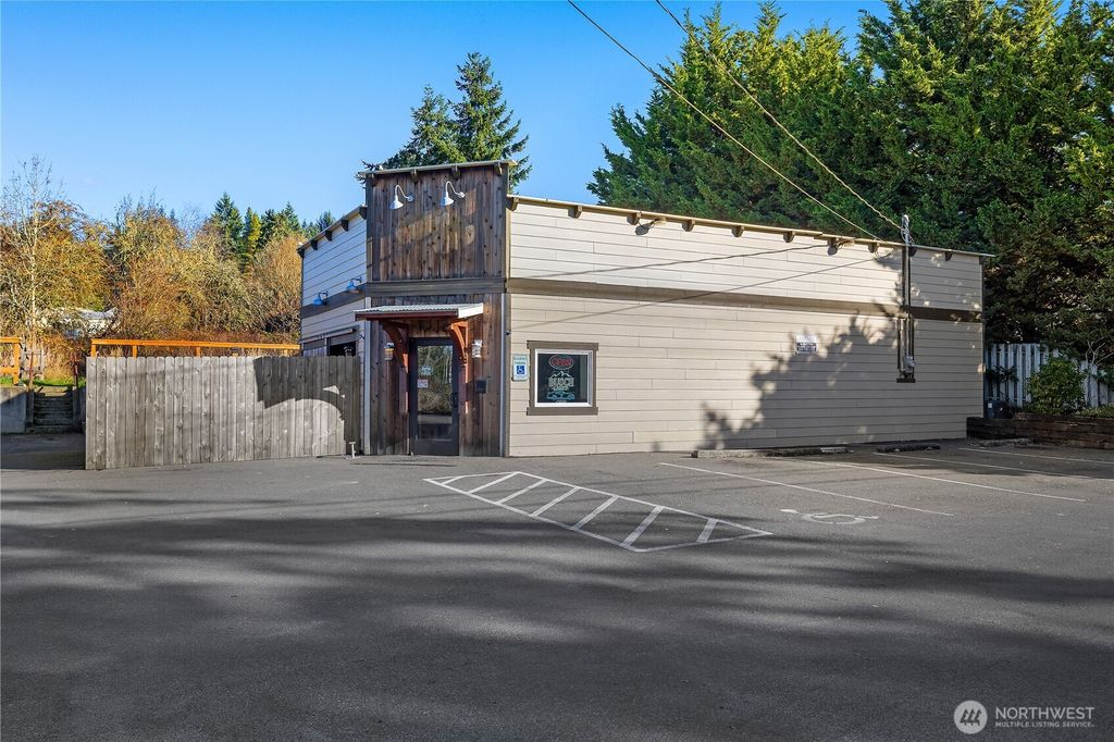 Photo of 2364 Jackson Highway, Chehalis, WA 98532 (MLS # 2469522)