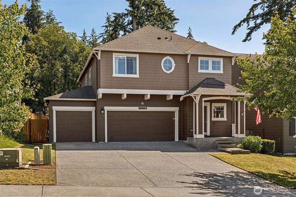 Photo of 2410 195th Street Ct E, Spanaway, WA 98387 (MLS # 2540904)
