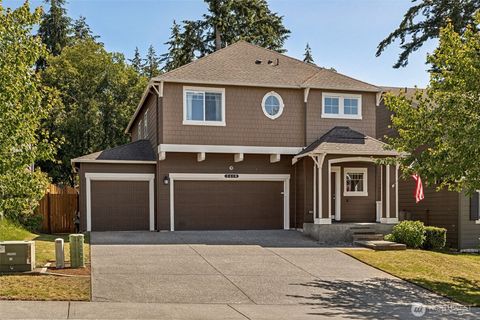 Photo of 2410 195th Street Ct E, Spanaway, WA 98387 (MLS # 2540904)