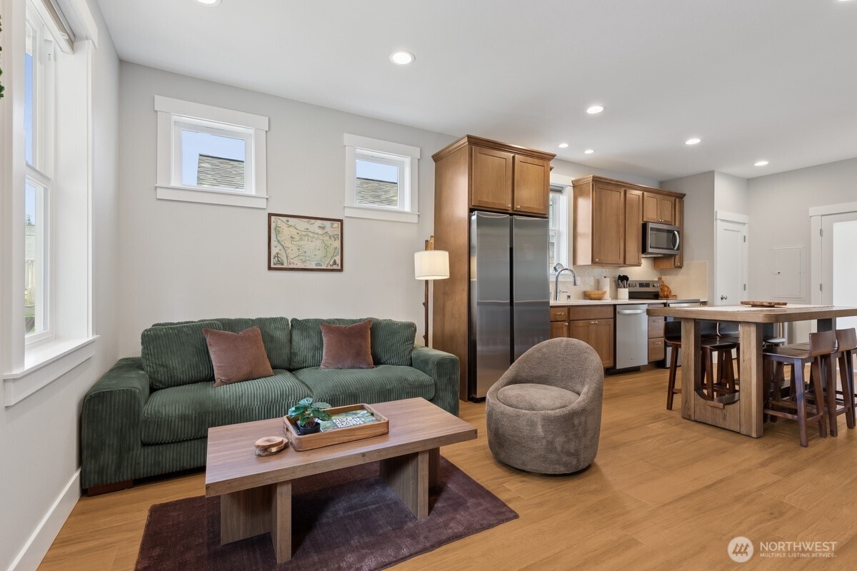 64 Bungalow Loop