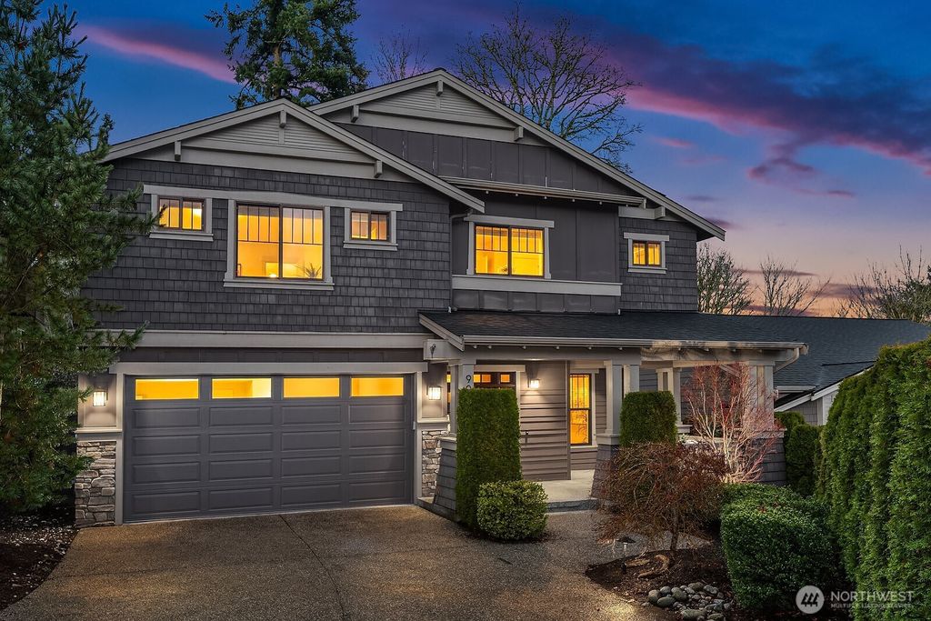 Photo of 9026 NE 127th Place, Kirkland, WA 98034 (MLS # 2514895)