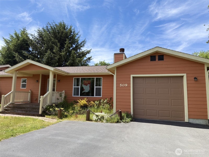 509 Point Brown Avenue SW