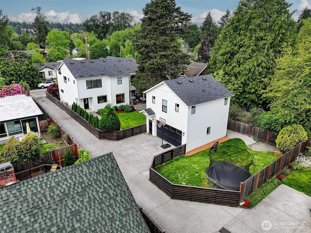 Photo of 10702 39th Avenue NE, Seattle, WA 98125 (MLS # 2407764)