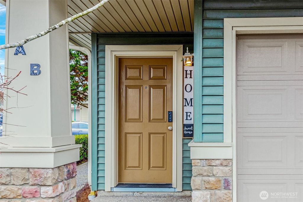 Photo of 6207 Hazel Loop SE #B-18, Auburn, WA 98092 (MLS # 2483052)