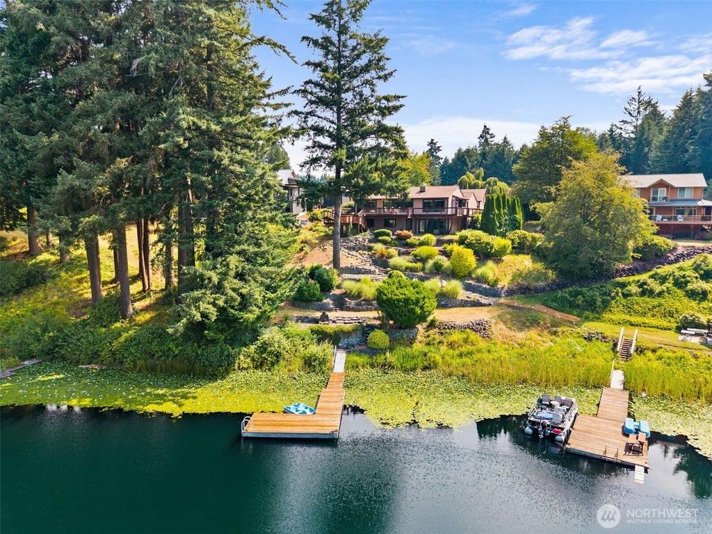 Photo of 2126 Log Cabin Road SE, Olympia, WA 98501 (MLS # 2559522)