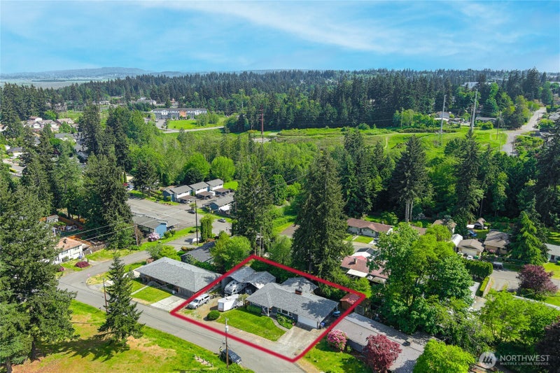 1812 74th Street SE