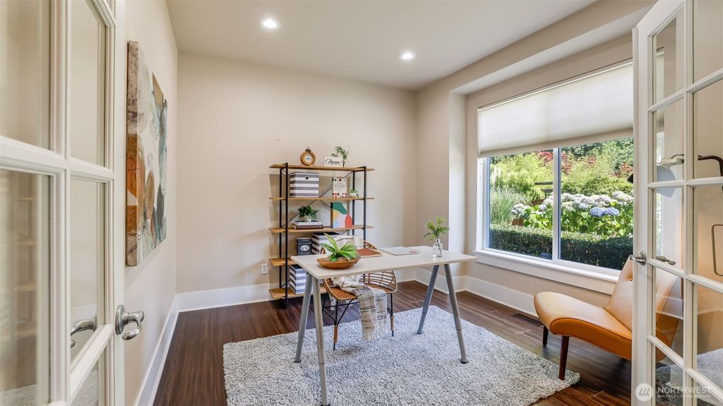 Photo of 5120 NE 9th Place, Renton, WA 98059 (MLS # 2414496)