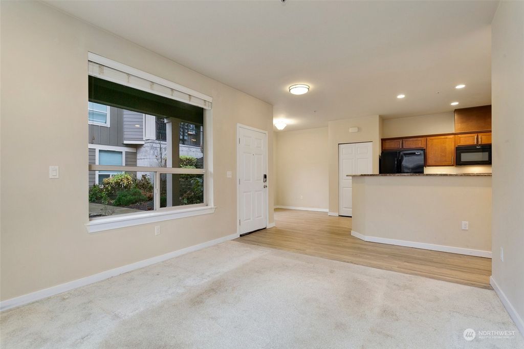 Photo of 1900 Weaver Road #H101, Snohomish, WA 98290 (MLS # 2184103)