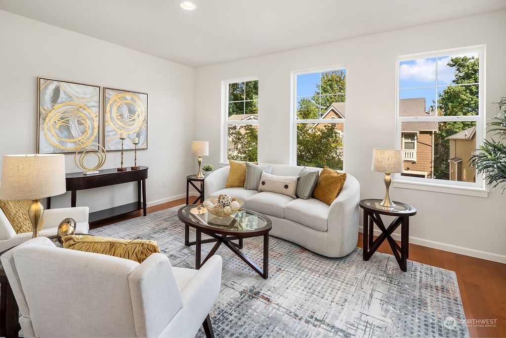 Photo of 16179 SE 51st Place, Bellevue, WA 98006 (MLS # 2163223)