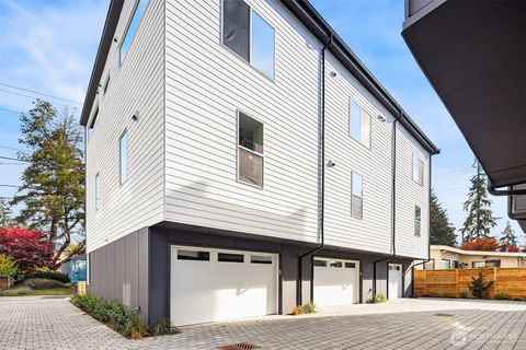 18013 2nd Avenue NE C Shoreline WA 98155