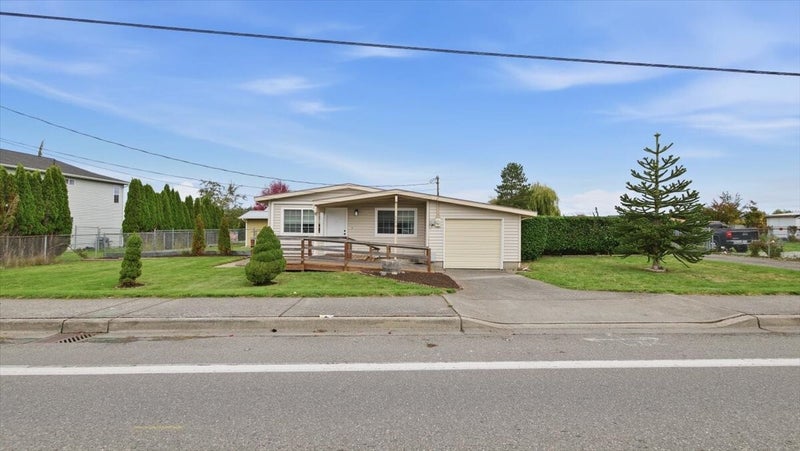 2379 E Section Street