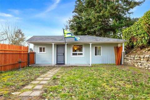 1711 N Lafayette Avenue, Bremerton, WA 98312 - MLS#: 2343730