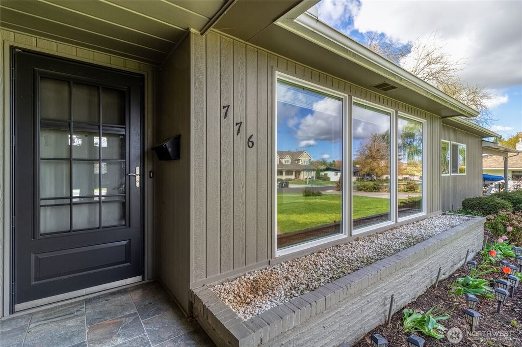 Photo of 776 Wauna Vista Drive, Walla Walla, WA 99362 (MLS # 2526361)