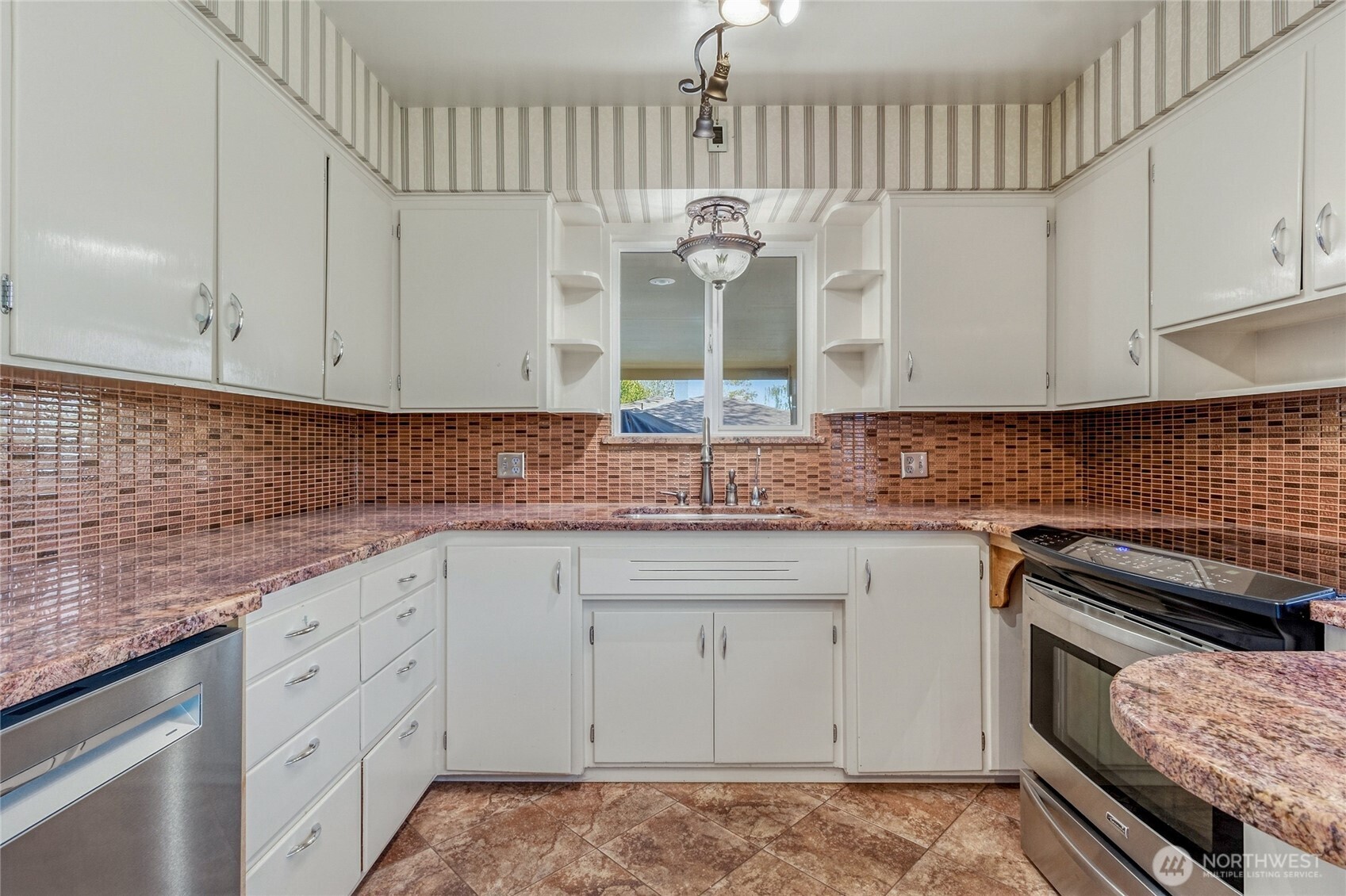 776 Wauna Vista Drive