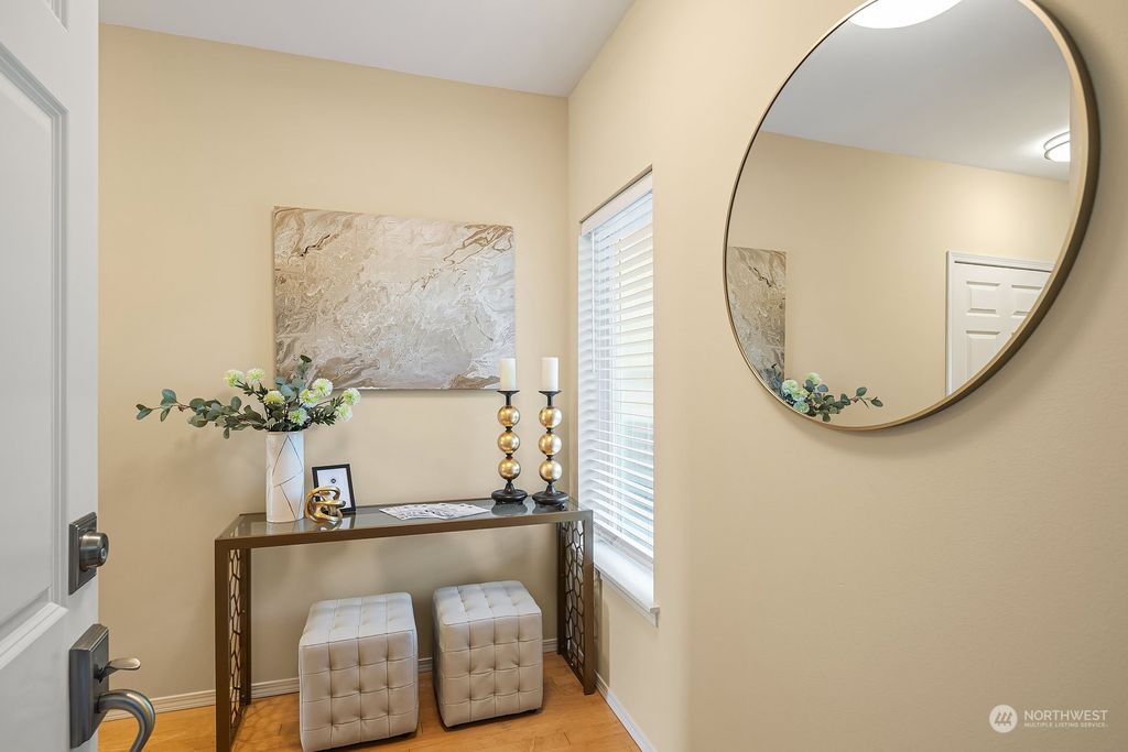 Photo of 6125 NE 175th Street #M201, Kenmore, WA 98028 (MLS # 2247892)
