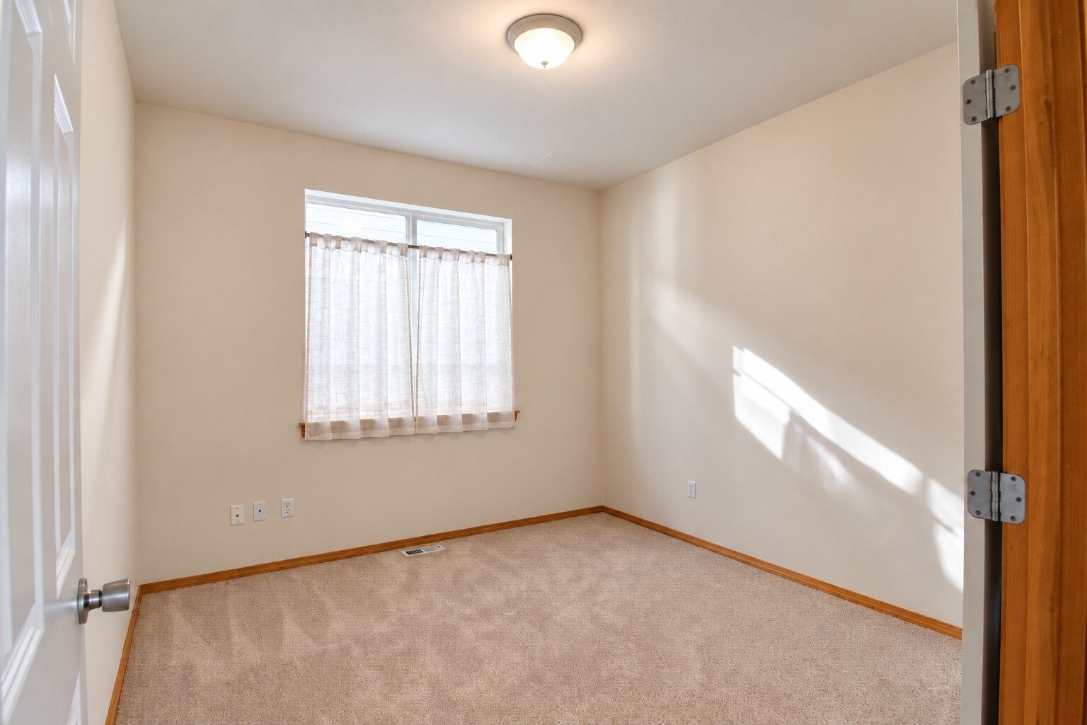 34113 13th Place SW