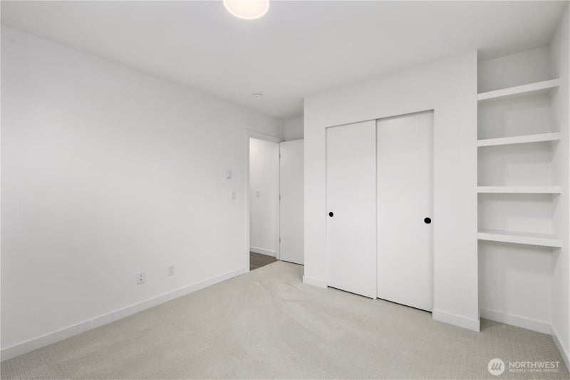 516 N 102nd Street