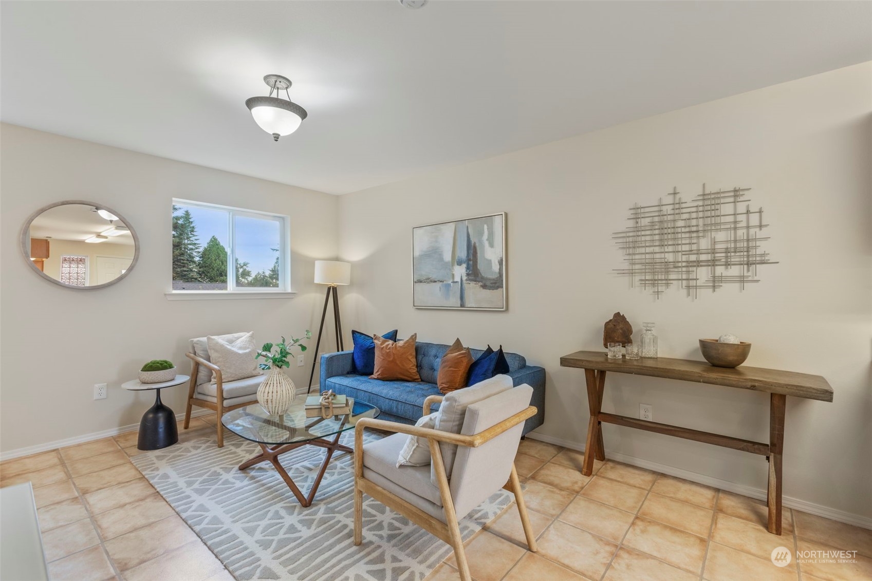 Seattle, Washington 98106, United States, 2 Bedrooms Bedrooms, ,2 BathroomsBathrooms,Residential,Pending,25327