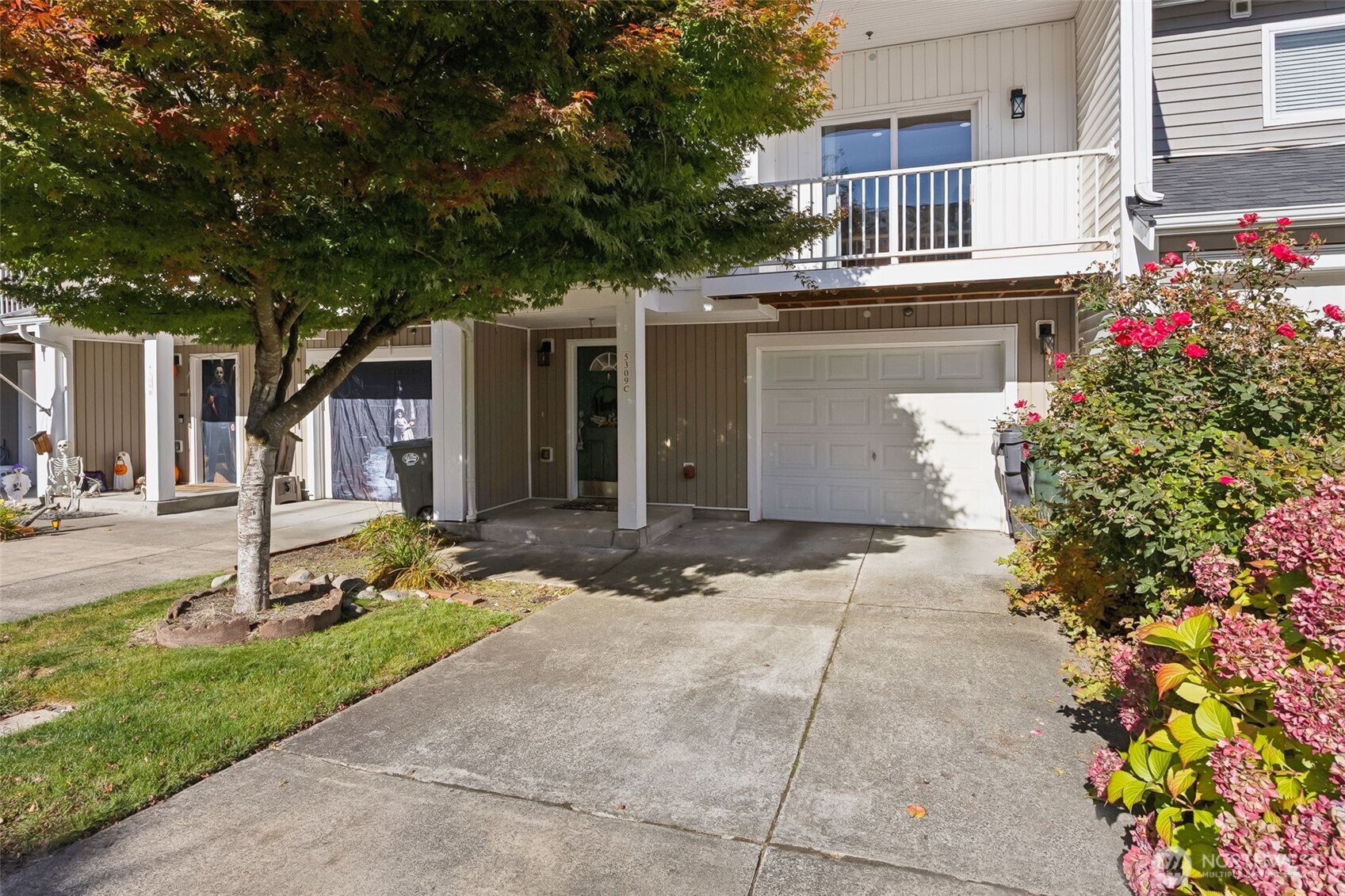 5309 Military Road E C
