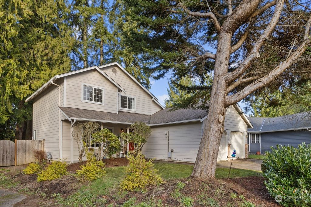 Photo of 5721 Grove Street, Marysville, WA 98270 (MLS # 2322554)