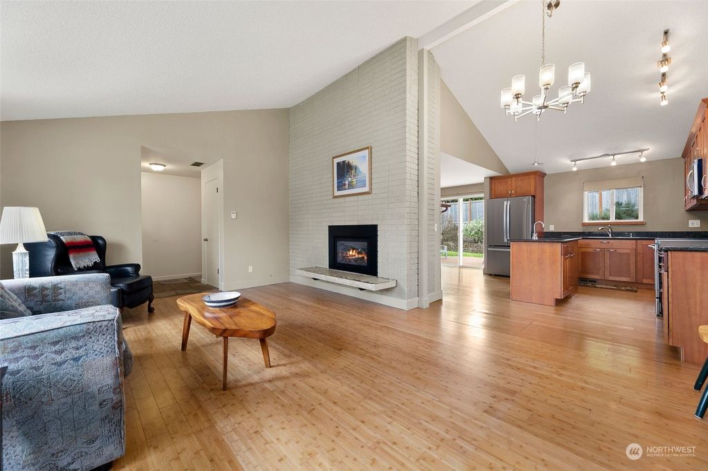 Photo of 19301 67th Avenue NE, Kenmore, WA 98028 (MLS # 2218351)