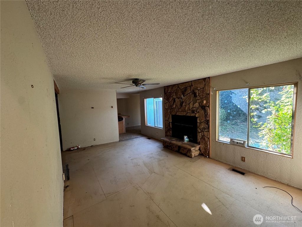 Photo of 4939 SW Bruce Street, Seattle, WA 98136 (MLS # 2436019)
