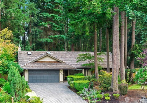 Photo of 2043 215th Place SW, Brier, WA 98036 (MLS # 2561589)