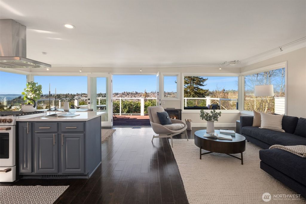 Photo of 2541 12th Avenue W, Seattle, WA 98119 (MLS # 2335815)