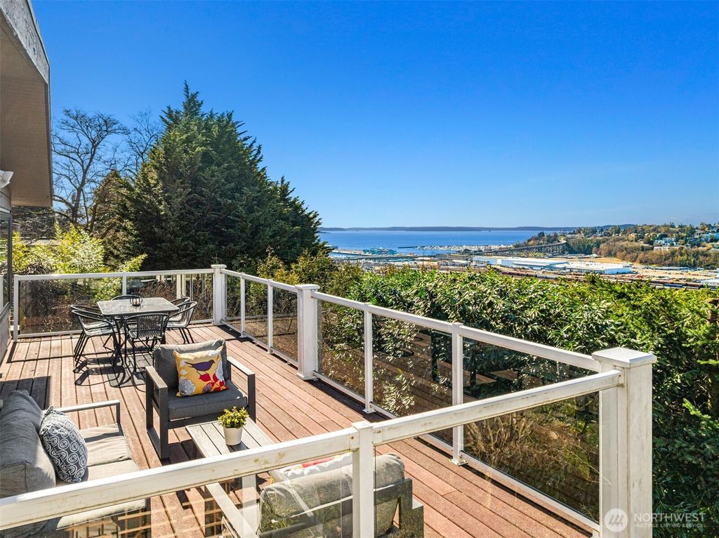 Photo of 2541 12th Avenue W, Seattle, WA 98119 (MLS # 2335815)