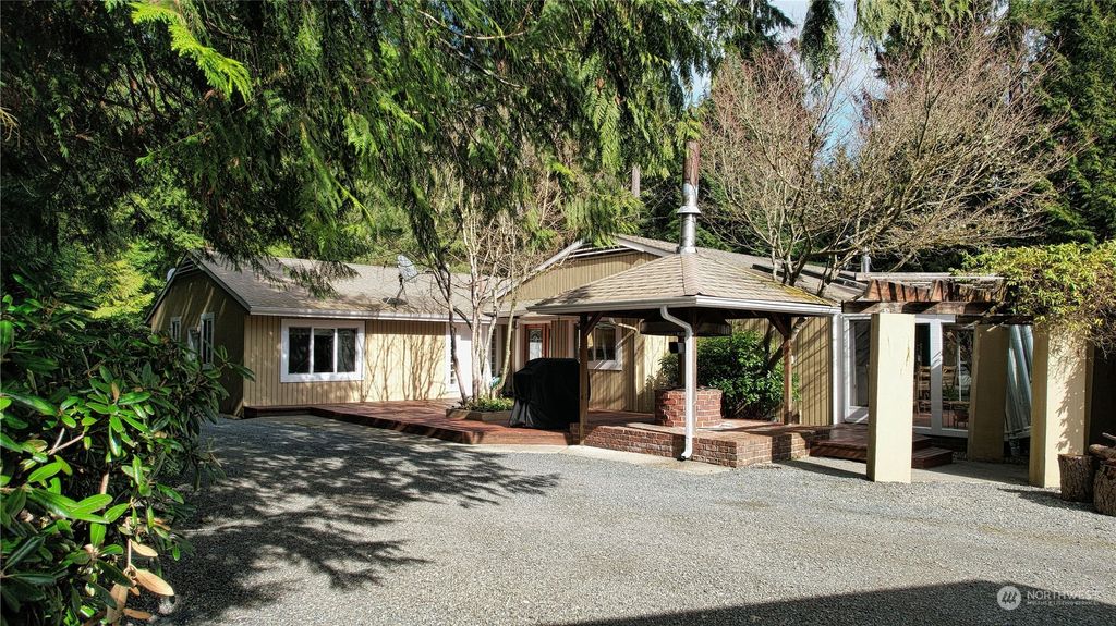 Photo of 12014 60th Street NE, Lake Stevens, WA 98258 (MLS # 2208970)