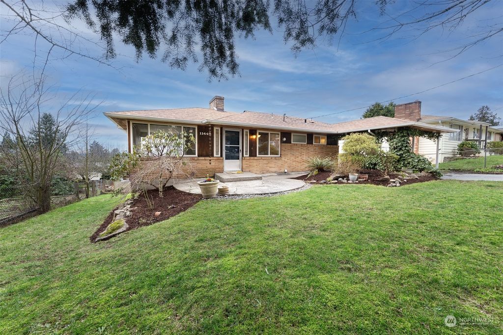 Photo of 11449 21st Avenue SW, Seattle, WA 98146 (MLS # 2197079)