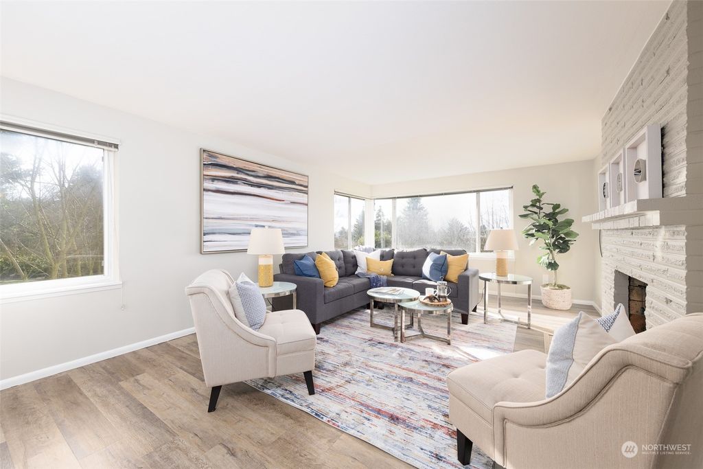 Photo of 11449 21st Avenue SW, Seattle, WA 98146 (MLS # 2197079)