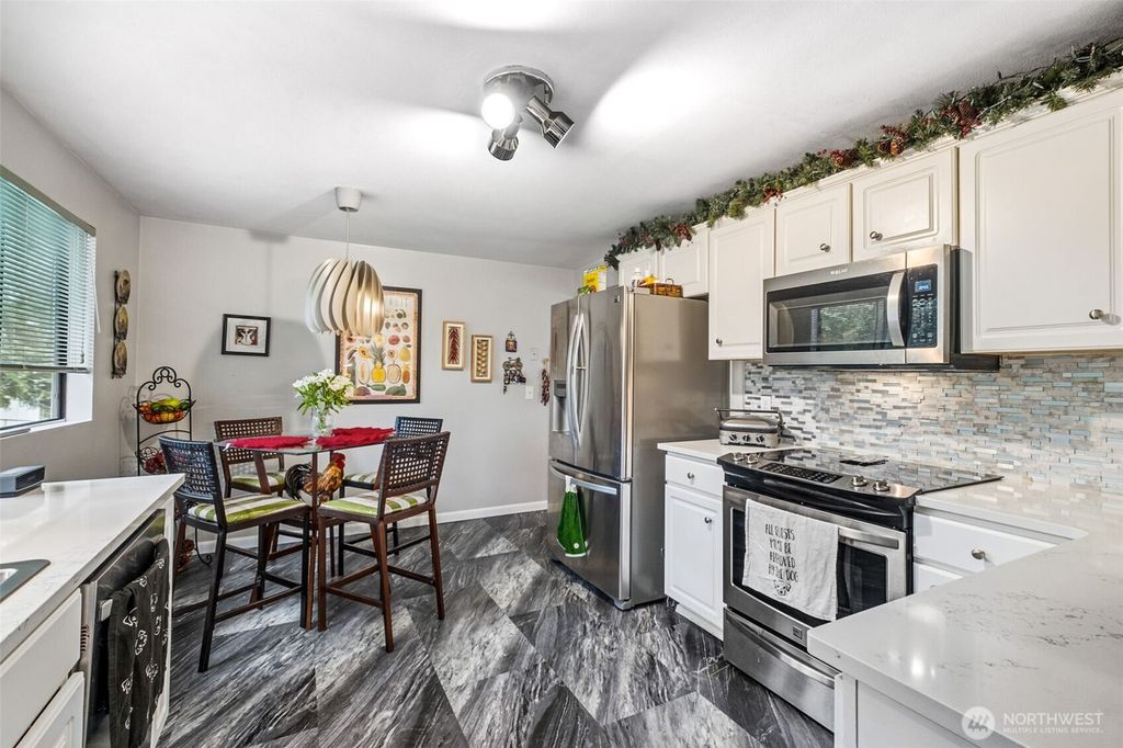 Photo of 18750 130th Avenue SE, Renton, WA 98058 (MLS # 2352674)