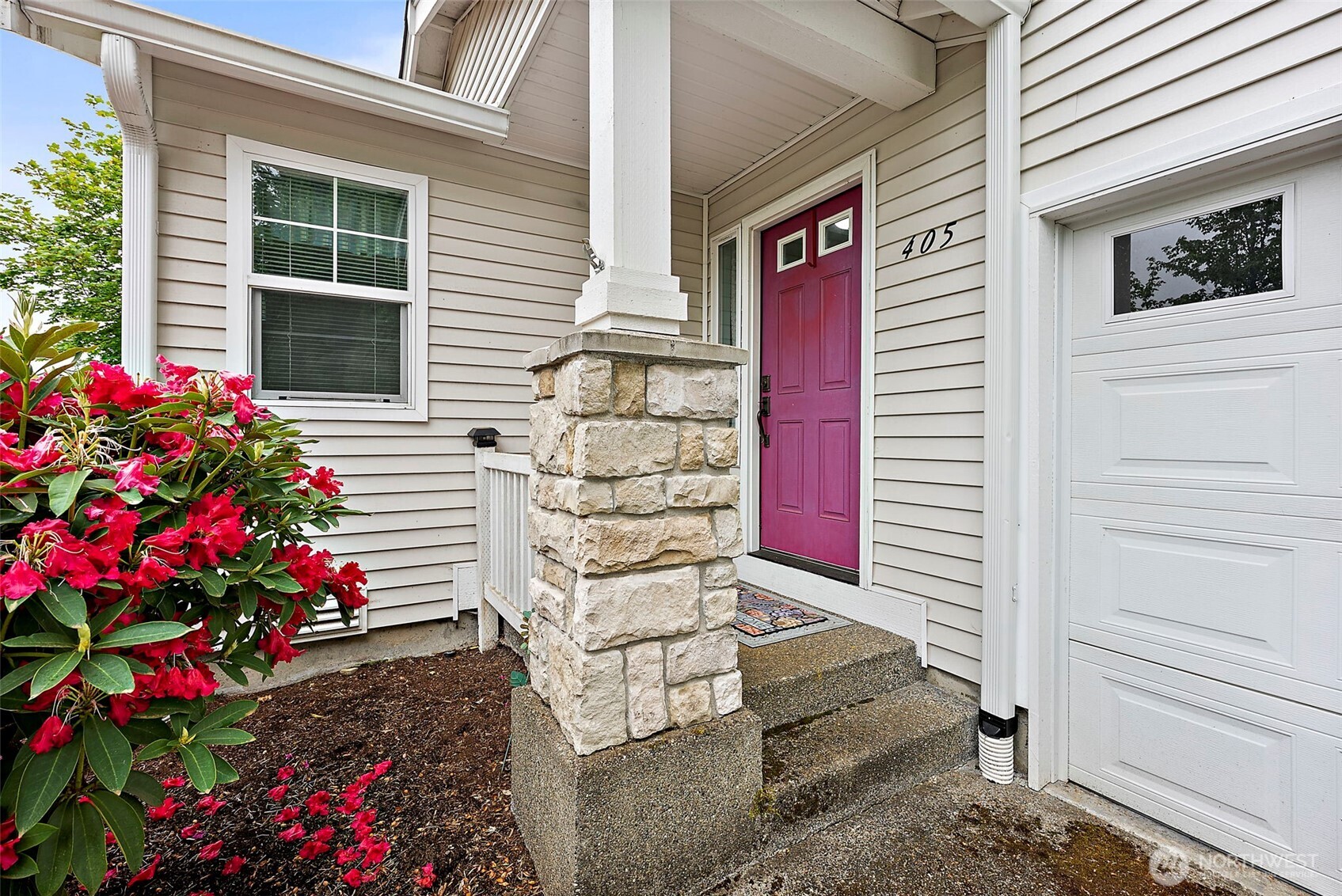 405 Bungalow Drive NW