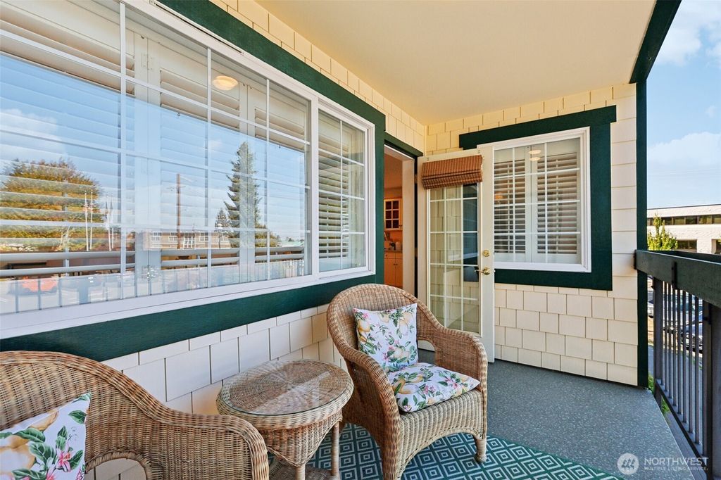 Photo of 514 Bell Street, Edmonds, WA 98020 (MLS # 2435476)