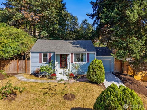 Photo of 512 Bronson Place NE, Renton, WA 98056 (MLS # 2570618)