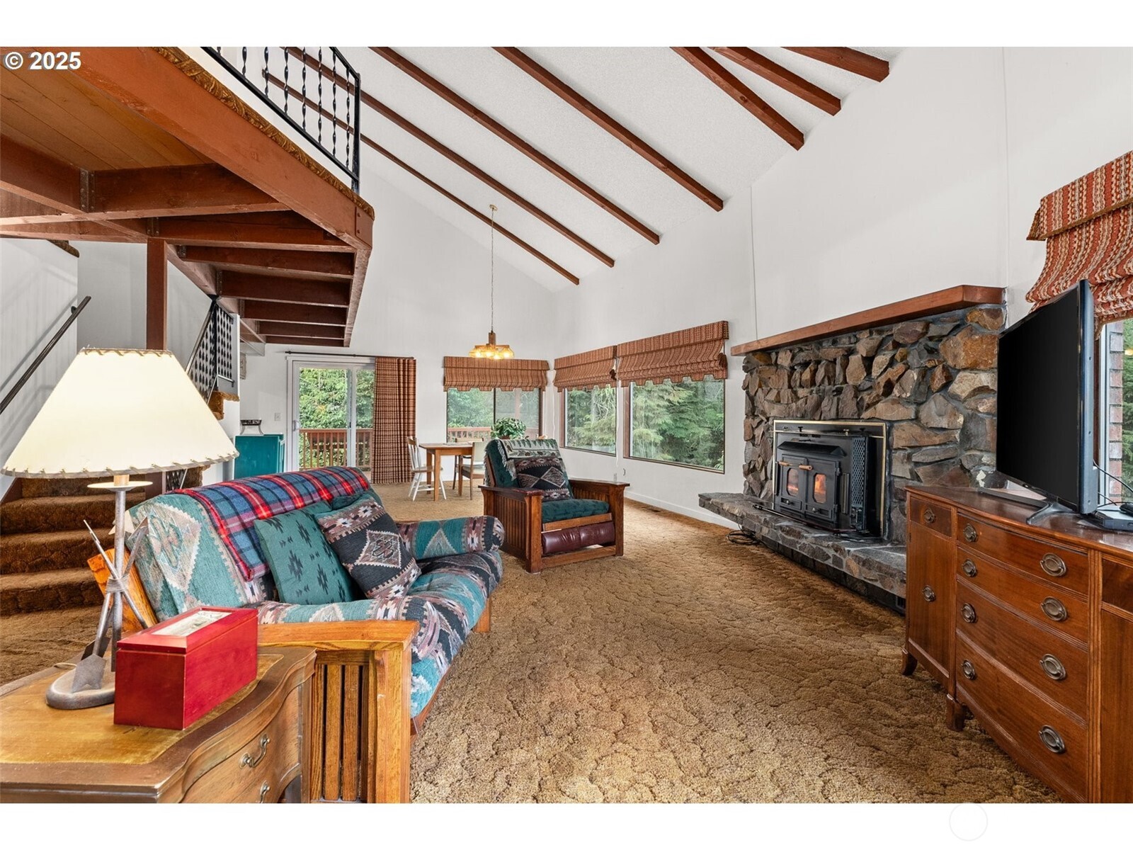 153 Lakeview Drive