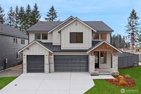 7165 91st Street E Puyallup WA 98371