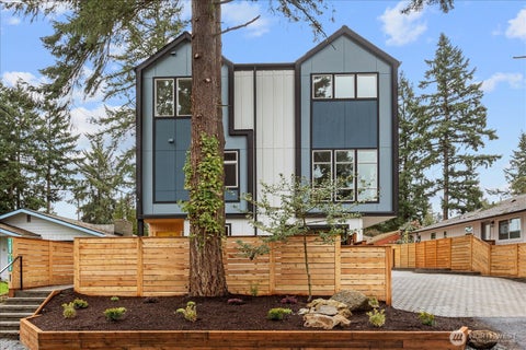 Photo of 14308 Roslyn Place N, Seattle, WA 98133 (MLS # 2569465)